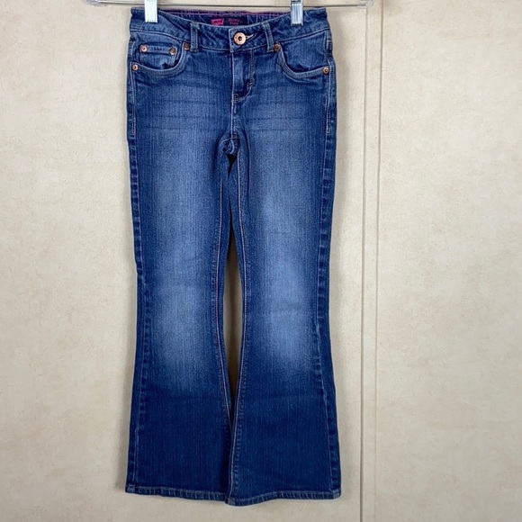 Girls LEVIS Stretch, Skinny Flare, Adjustable Waist, Denim Jeans.  Sz 7 Regular - Picture 1 of 5